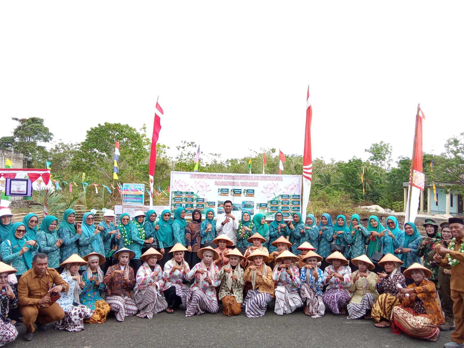 Sekretaris TP-PKK Kota Tual Buka Lomba 10 Program Pokok. Mandak : Perempuan Menjadi Penggerak & Dinamisator Utama